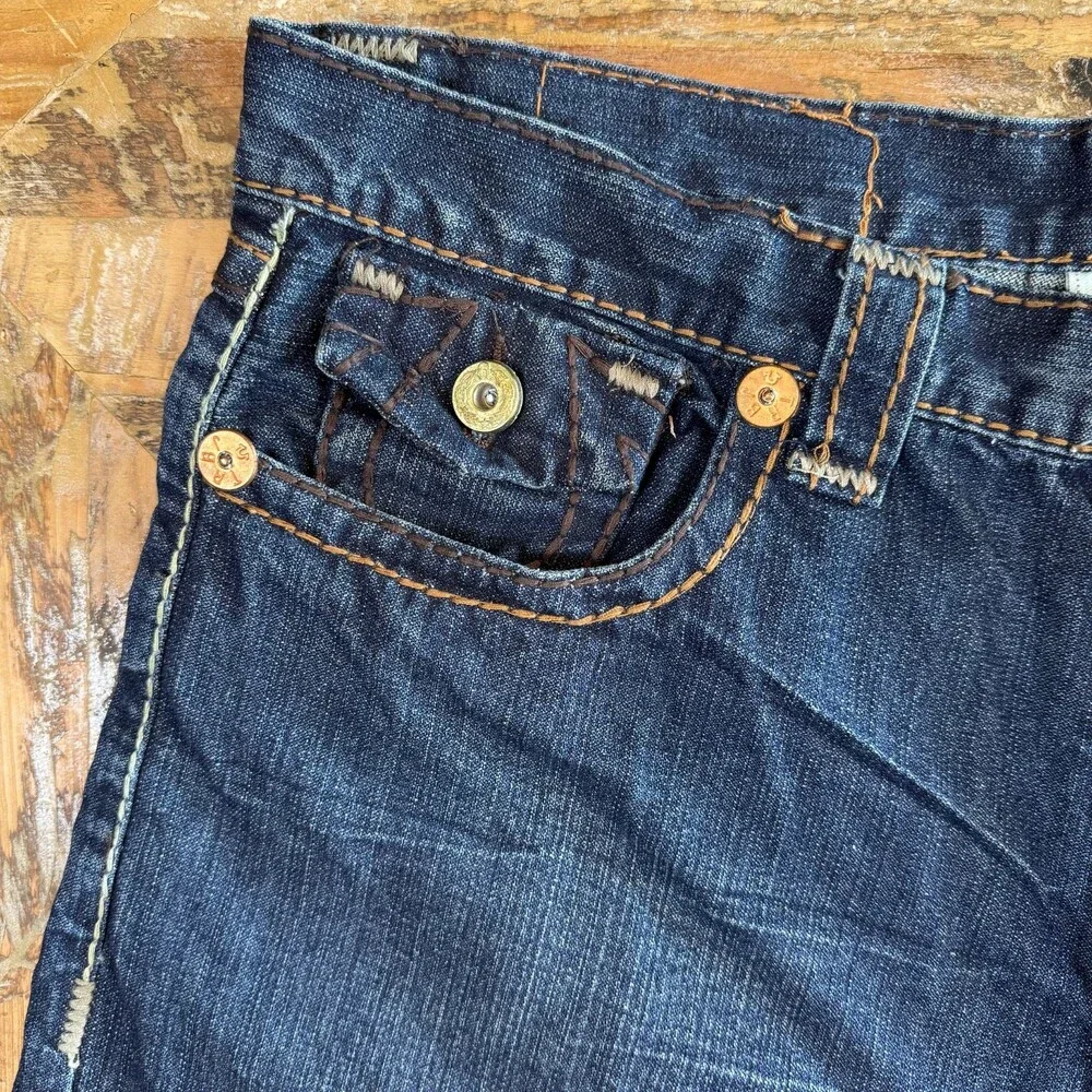 Vintage True Religion Baggy Denim Shorts size 38 Y2K Horseshoe pocket streetwear